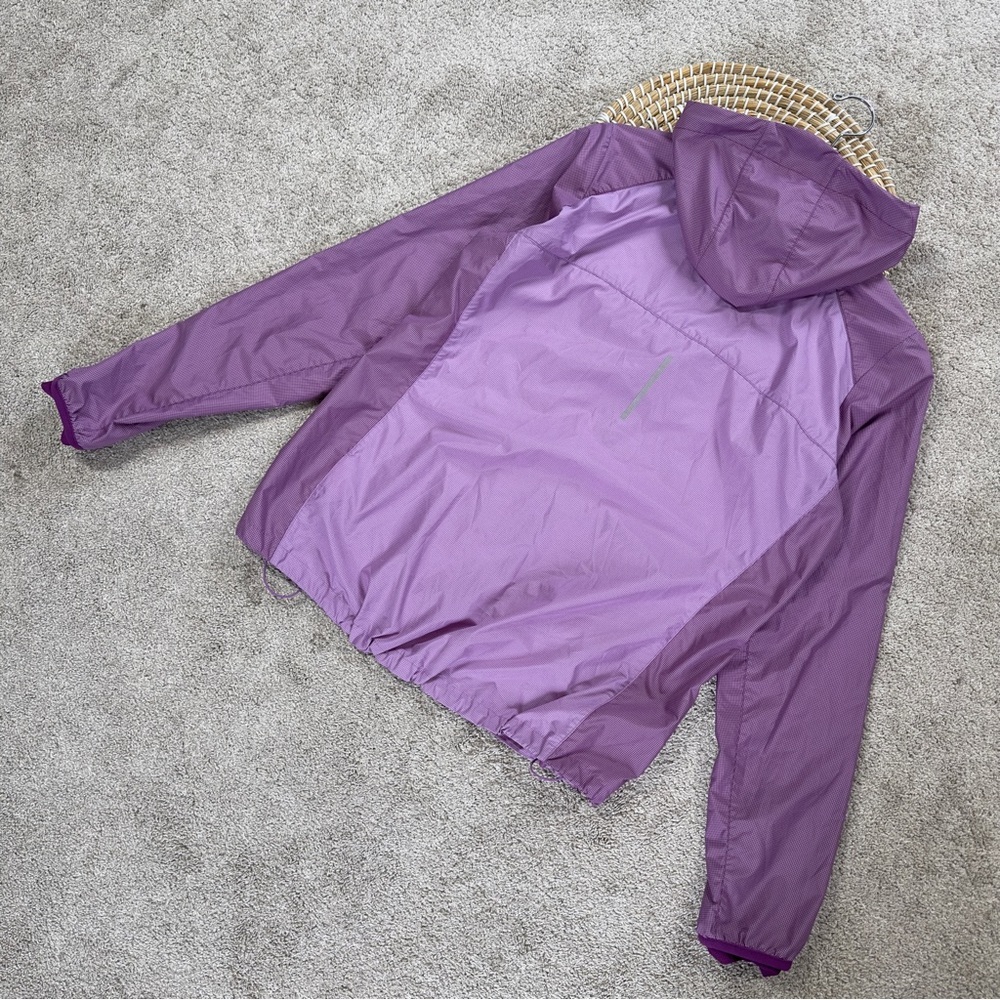 Nike Women’s Windbreaker Running Jacket Hooded Full Zip Lightweight in Purple L - Picture 7 of 14